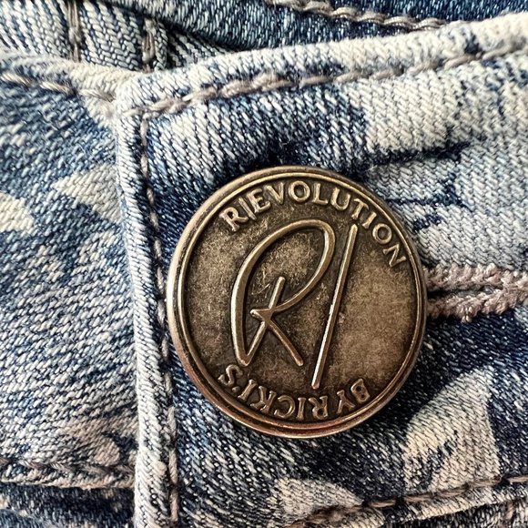 🌸4/$30🌸 Revolution by Ricki's Brooke Crop Jeans - Picture 4 of 16